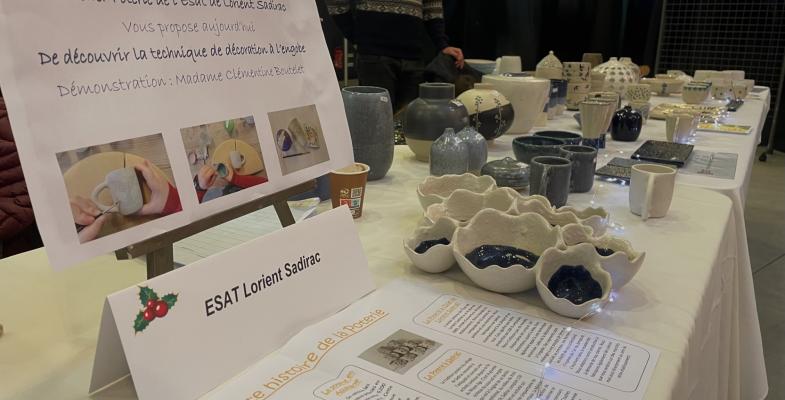 Exposition de poteries de l'ESAT de Lorient Sadirac